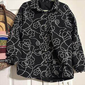 Black and White Floral Patterned Sweater Jacket